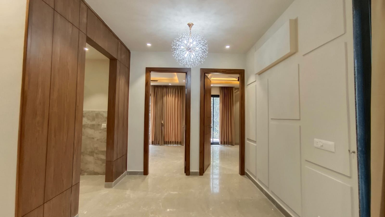 Avaak Floors