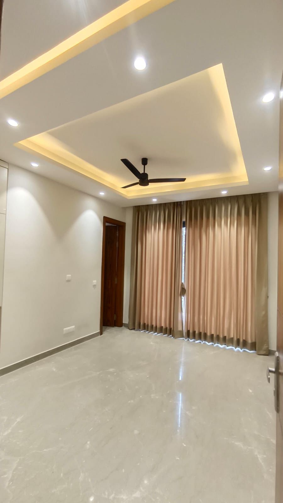 Avaak Floors